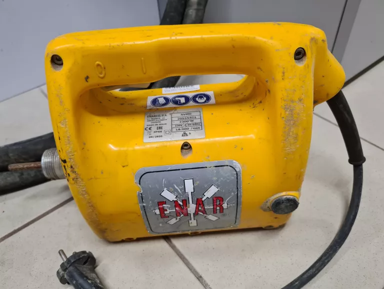 WIBRATOR DO BETONU ENAR AVMU 2300 W