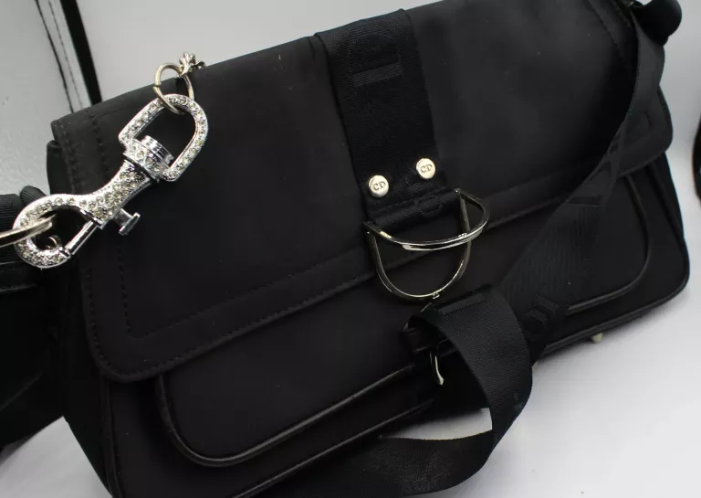 torebka-dior-czarna-material-dominujacy-inny