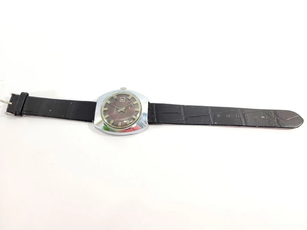 zegarek-slava-21-kamieni-mechanizm-mechaniczny