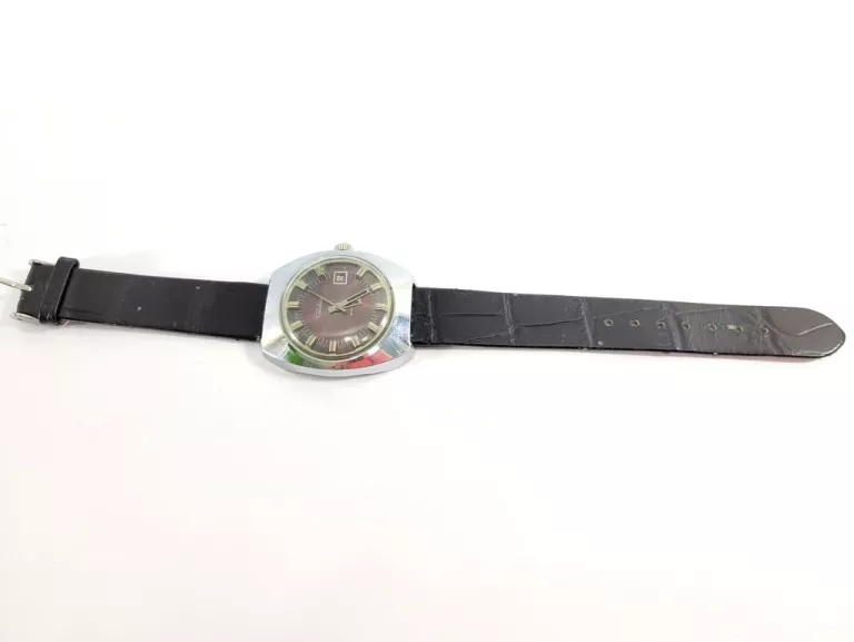 zegarek-slava-21-kamieni-mechanizm-mechaniczny