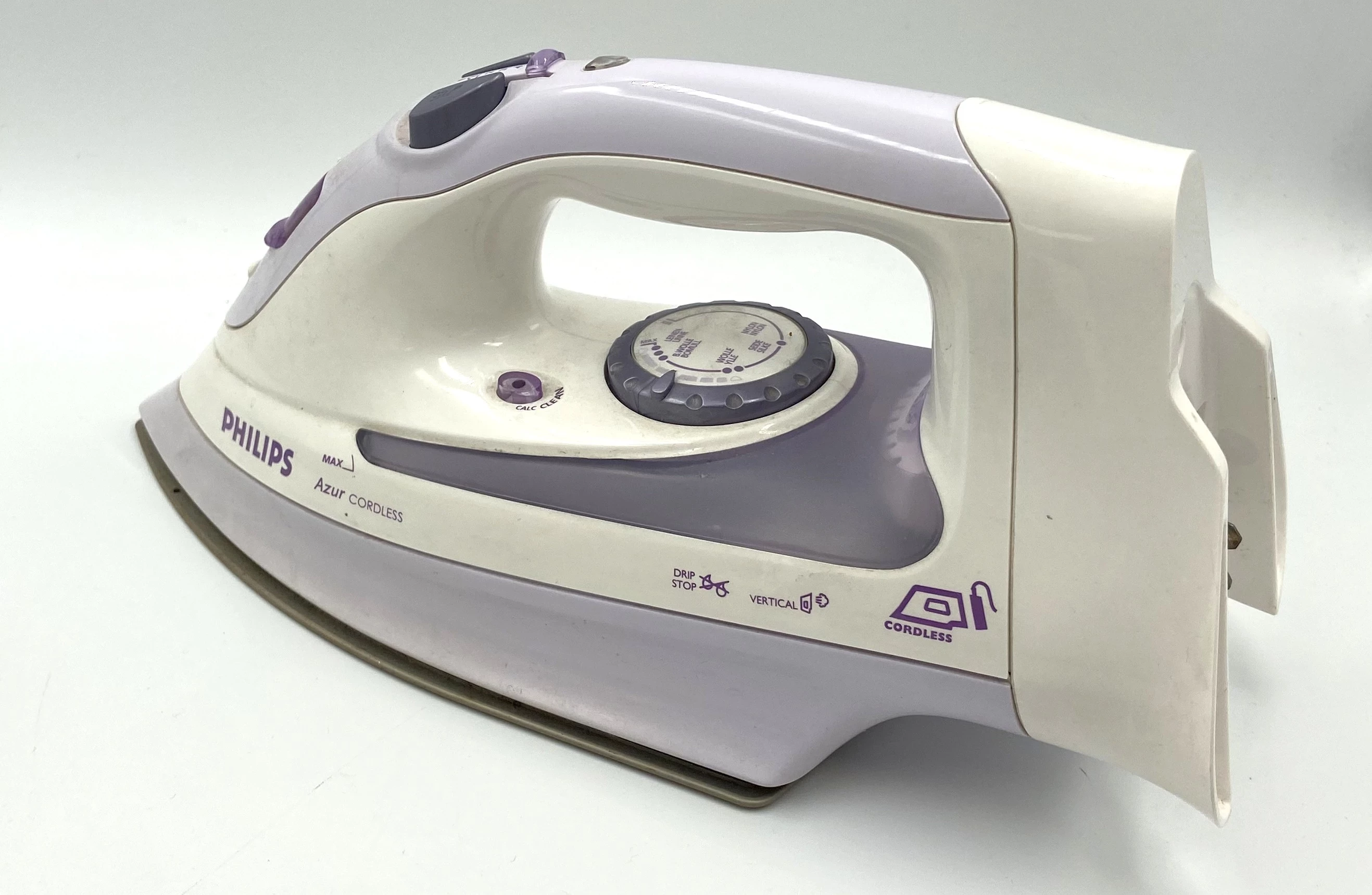zelazko-parowe-azur-philips-hi-570-kolor-dominujacy-niebieski
