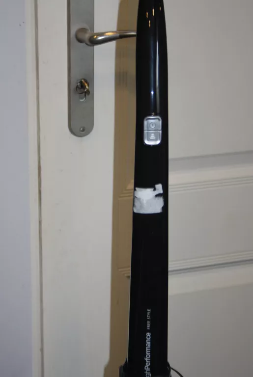 ODKURZACZ PIONOWY GORENJE SVC144FBK