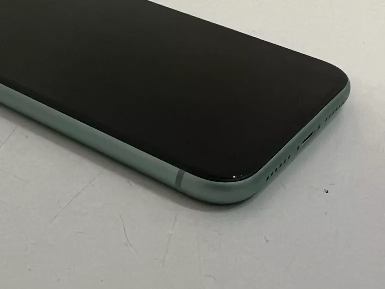 TELEFON IPHONE 11
