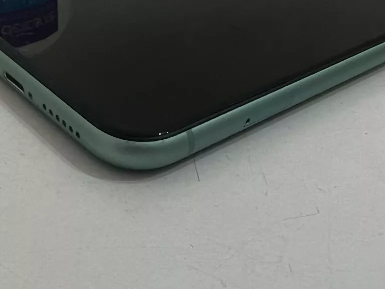TELEFON IPHONE 11