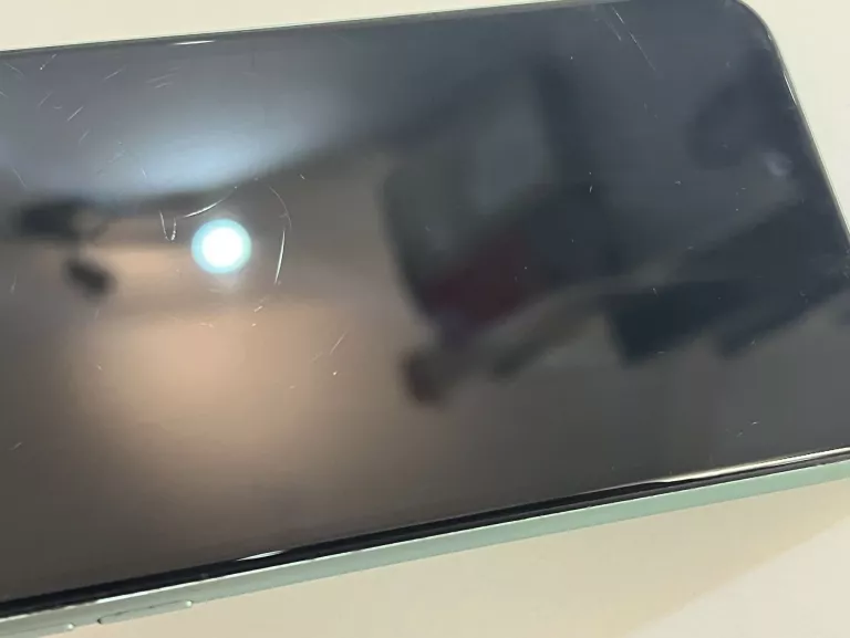 TELEFON IPHONE 11