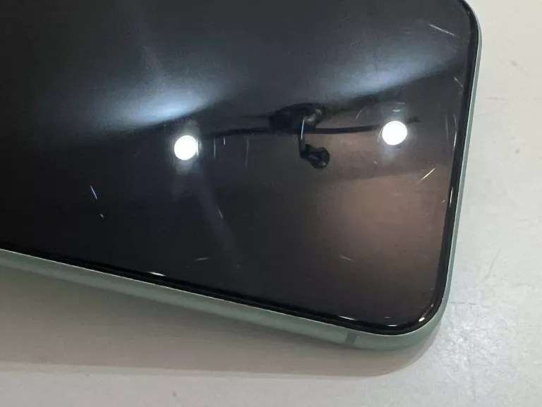 TELEFON IPHONE 11