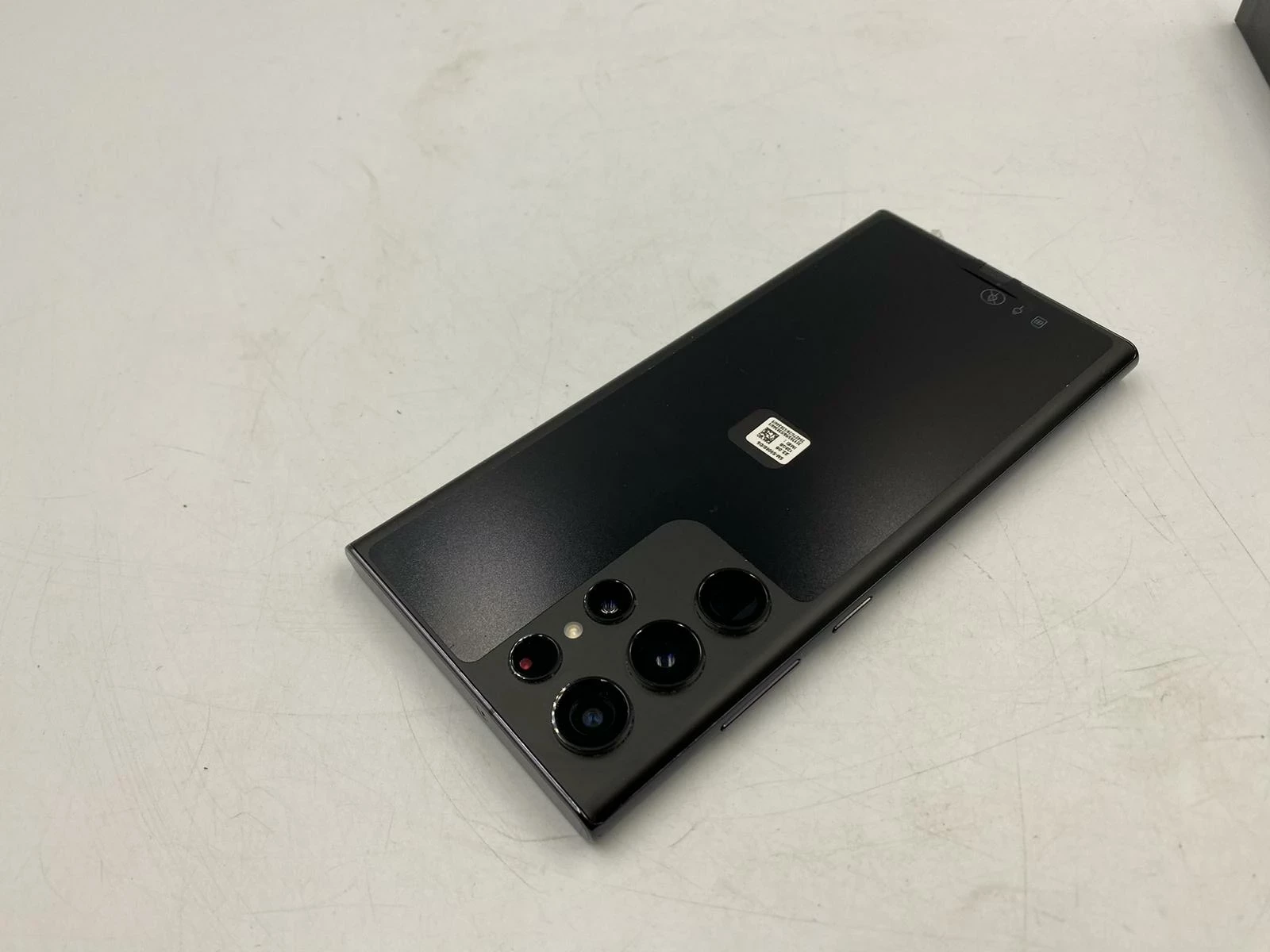 samsung-galaxy-s22-ultra-karton-czytaj-opis-typ-smartfon