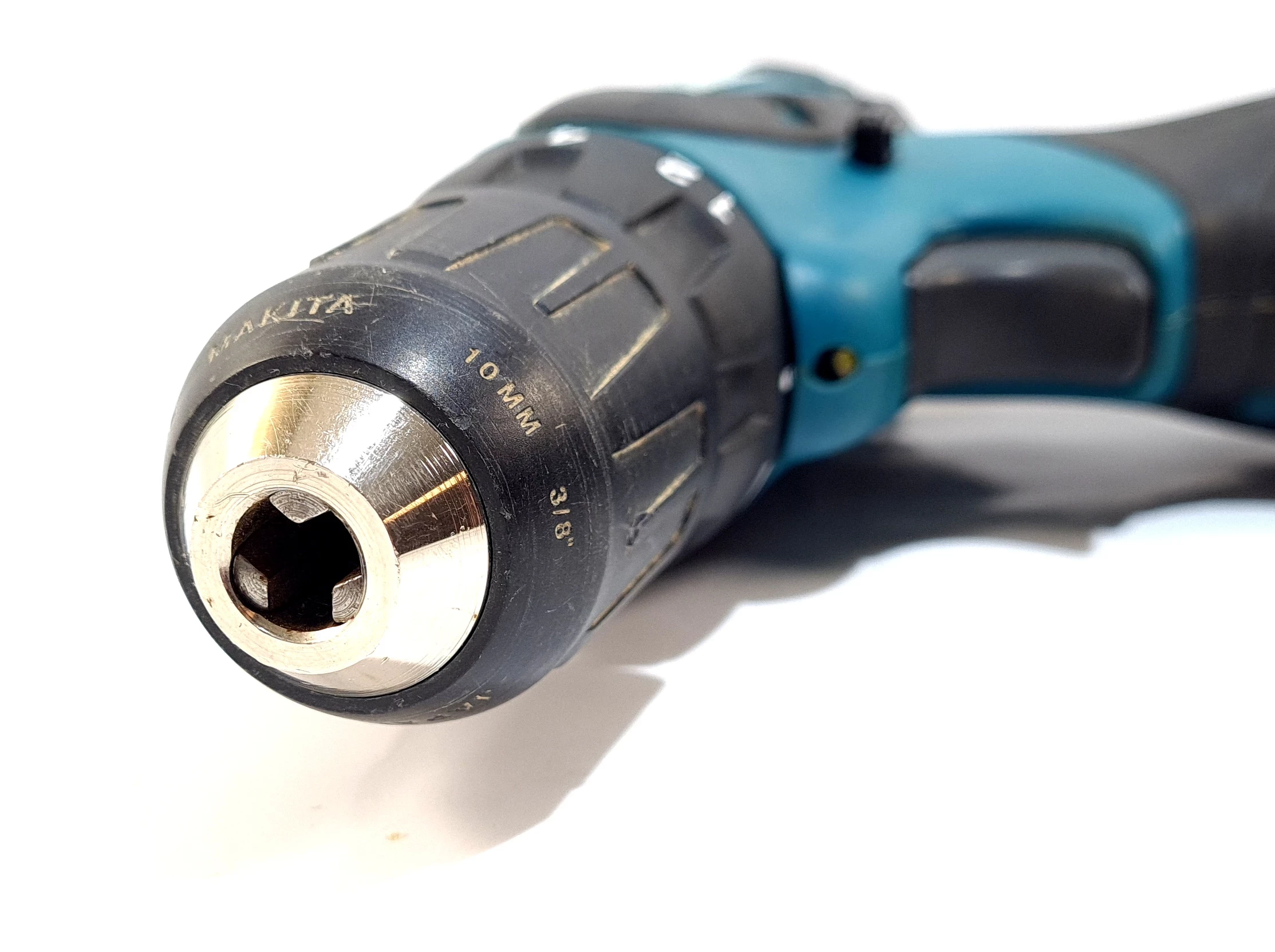 wkretarka-makita-df330d-napiecie-v-108-v