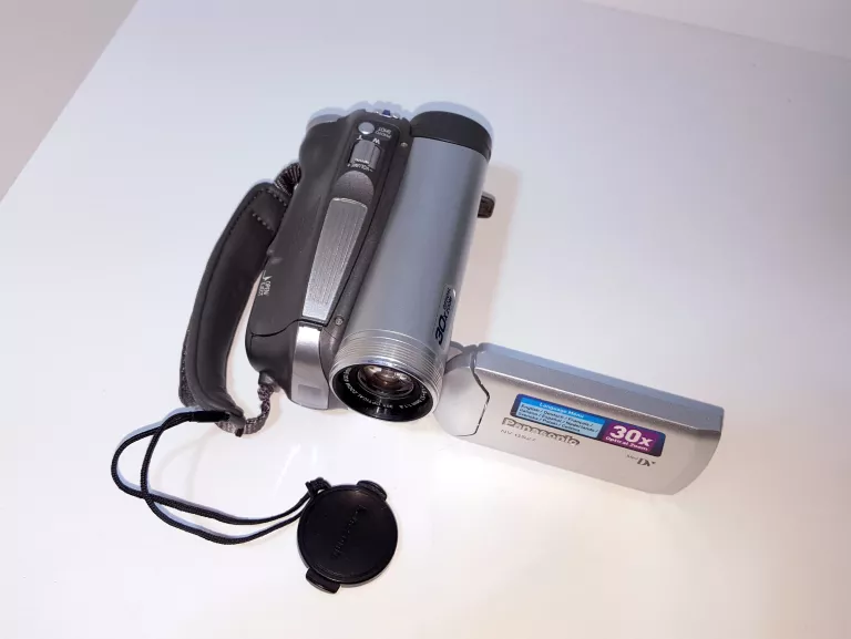 KAMERA PANASONIC NV-GS27E