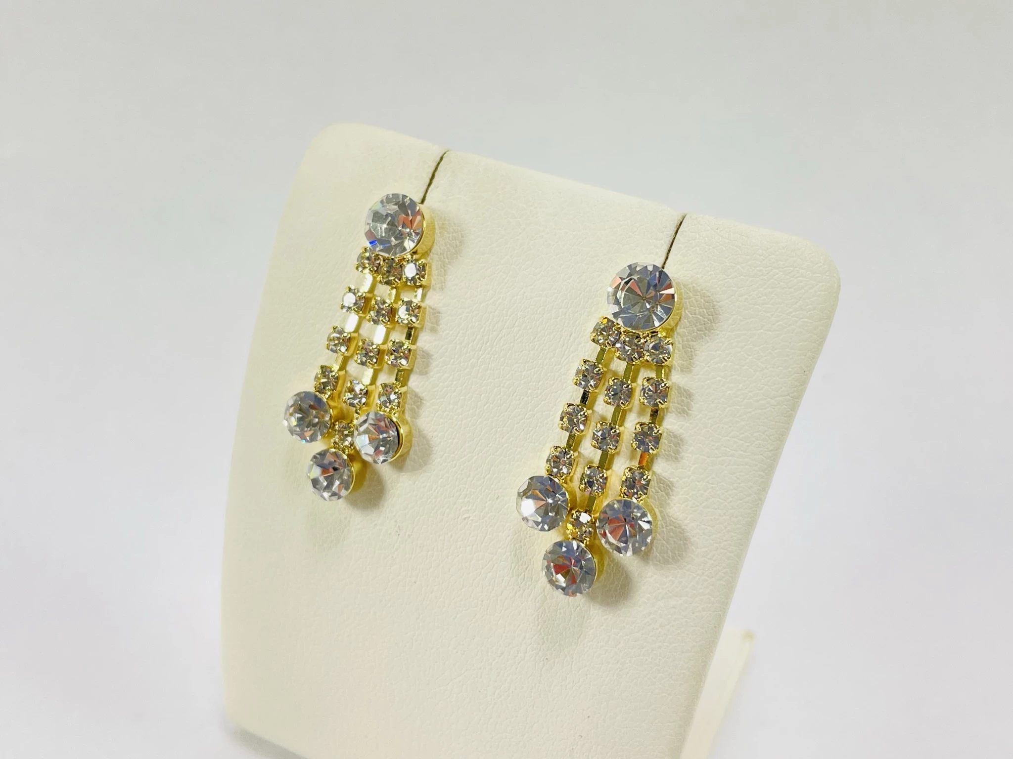 kolczyki-stal-pozlacana-sztyft-potrojne-wiszace-marka-248811-1965426