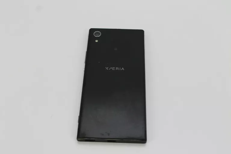 TELEFON SONY XPERIA XA1 3/32 GB KOMPLET