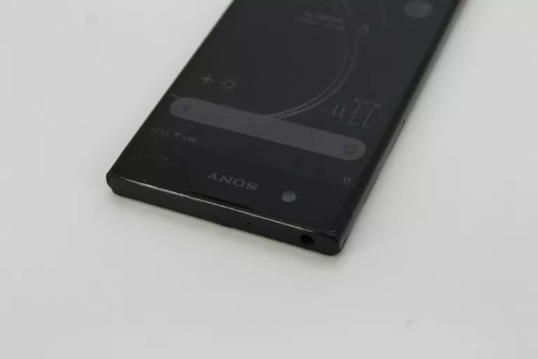 TELEFON SONY XPERIA XA1 3/32 GB KOMPLET