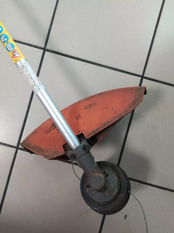 kosa-spalinowa-stihl-fs-200-waga-narzedzia-7