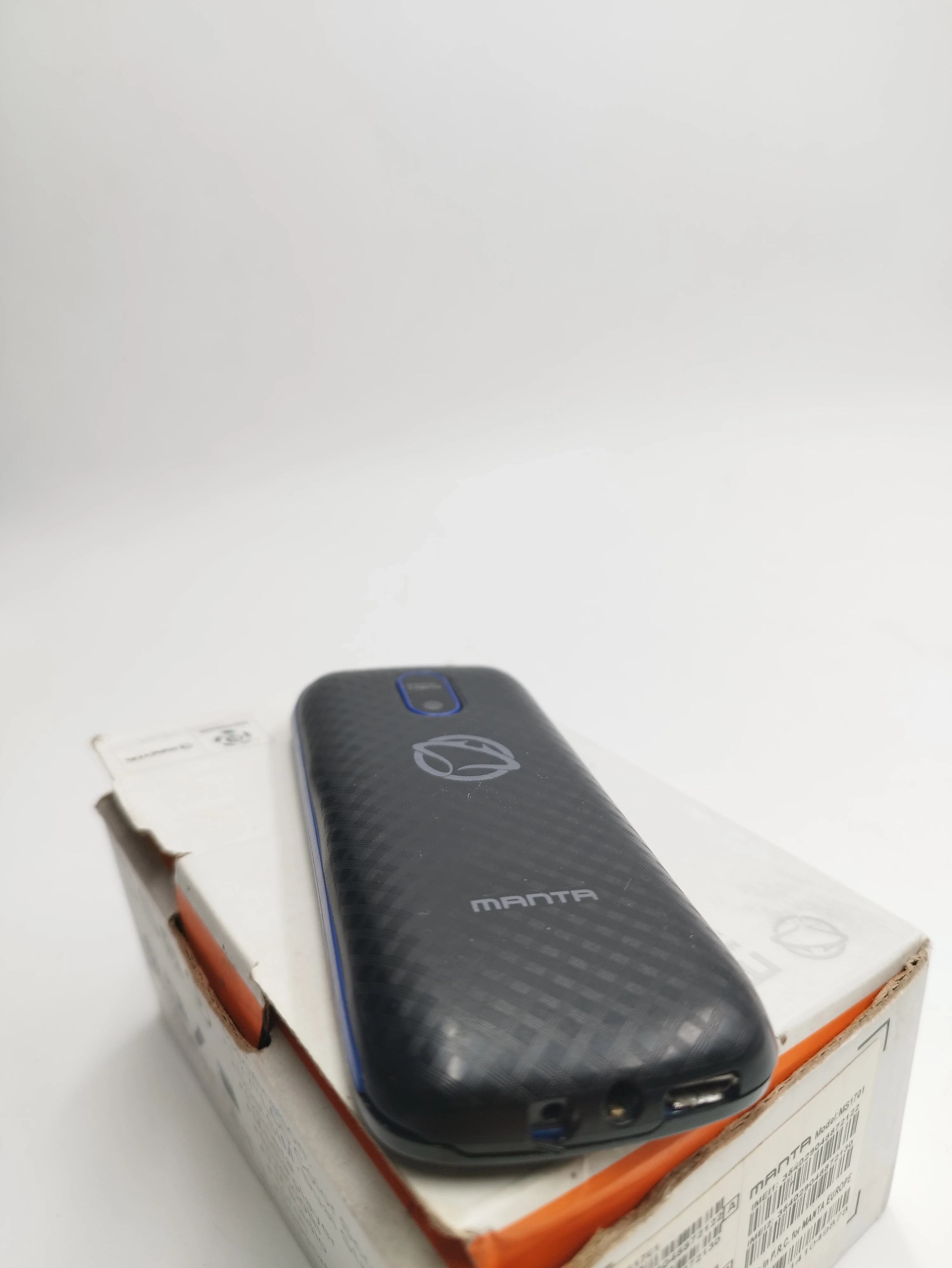 manta-ms1701-vintage-uszkodzony-ekran-kod-producenta-ms1701