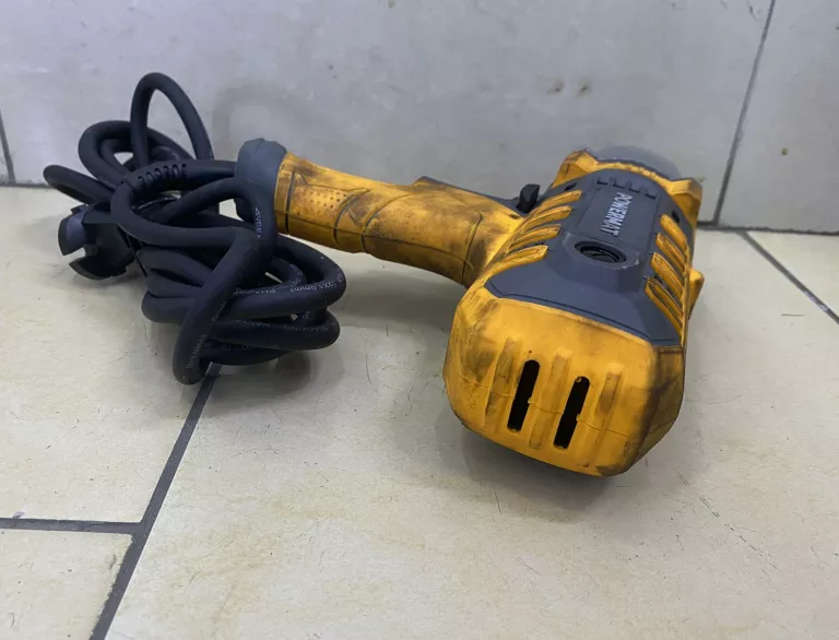 ELEKTRYCZNY KLUCZ UDAROWY POWERMAT PM-EKU-2100M K