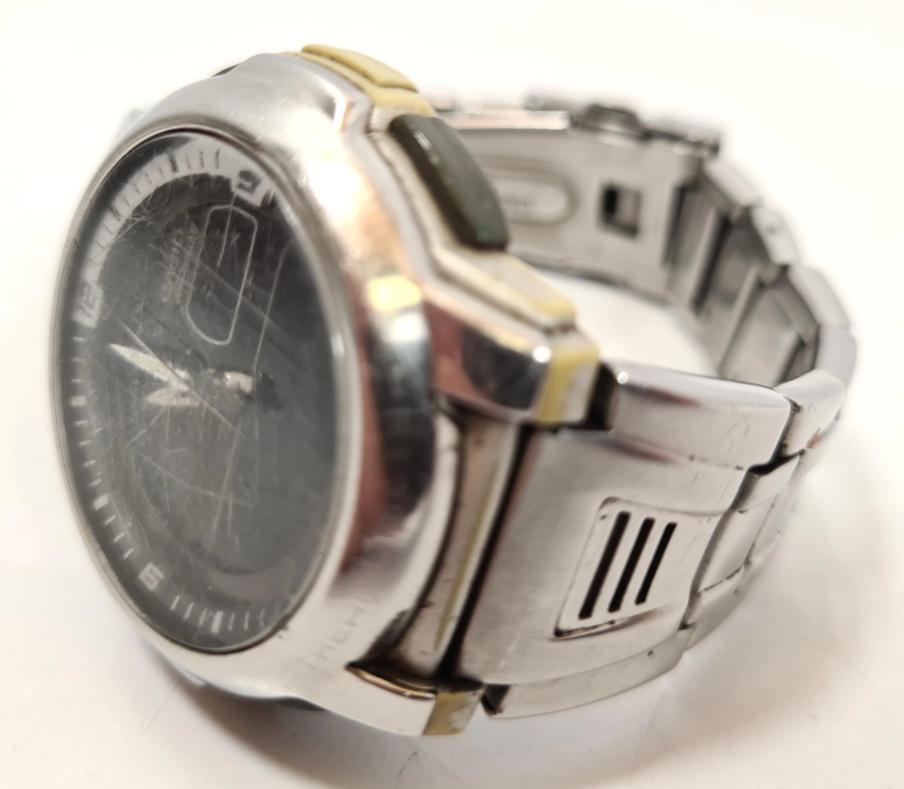 zegarek-casio-aqf-102w-funkcje-budzik