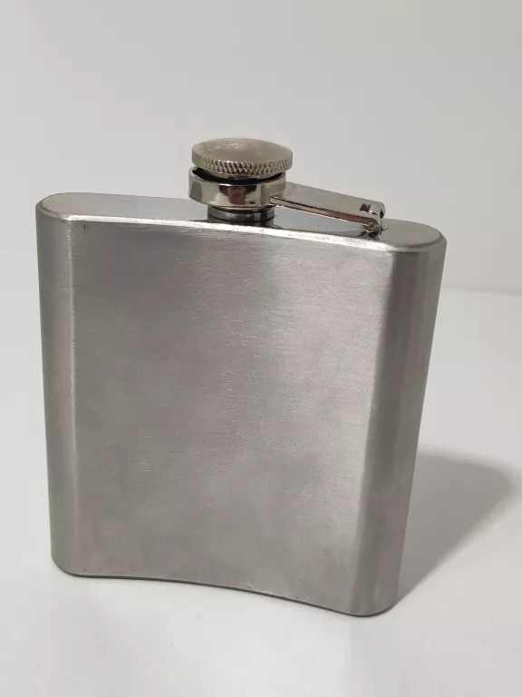 piersiowka-keep-walking-johnnie-walker-marka-inna