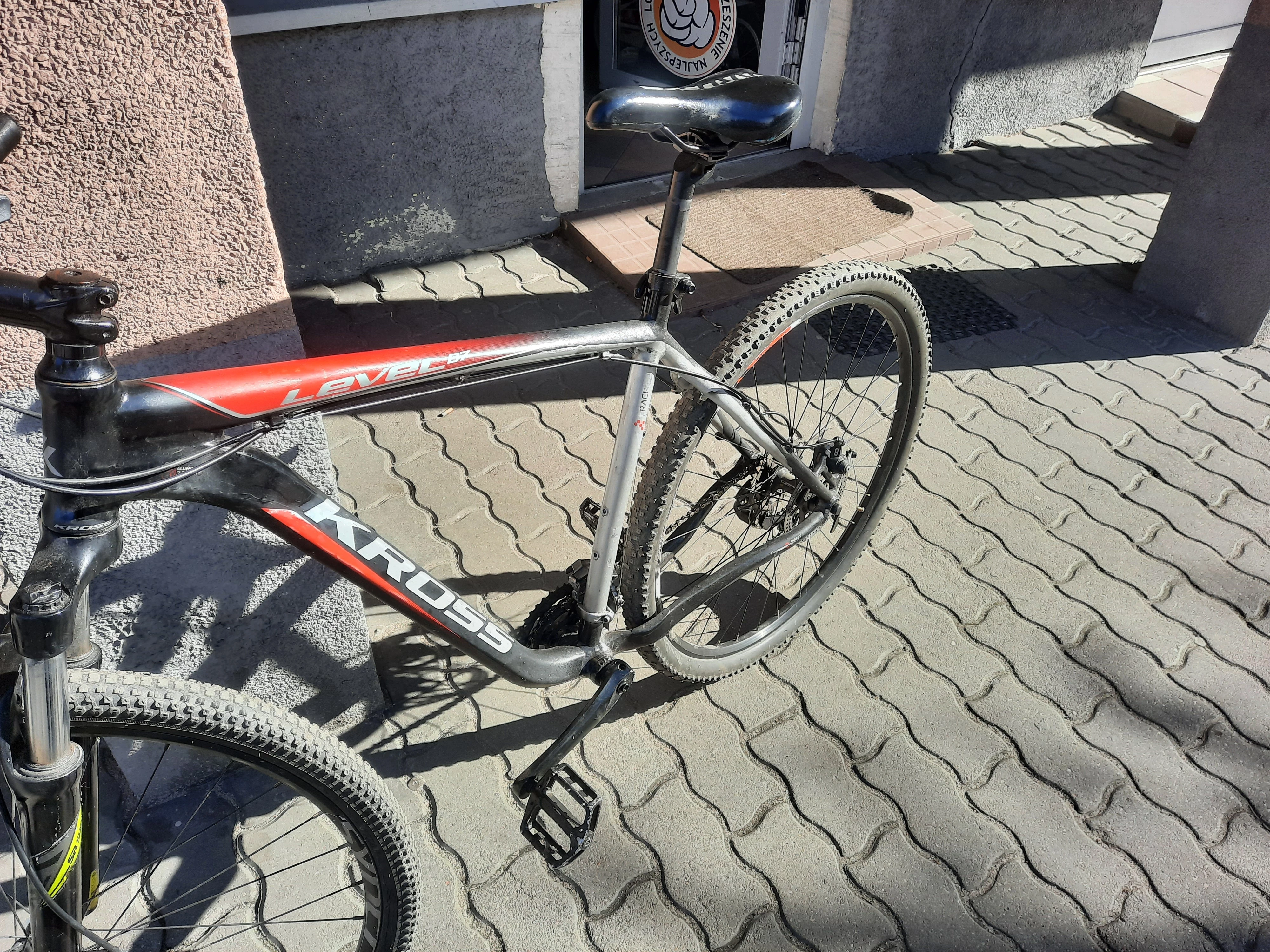 rower-kross-level-b7-zaciety-amrtyzator-29-rozmiar-ramy-brak-informacji