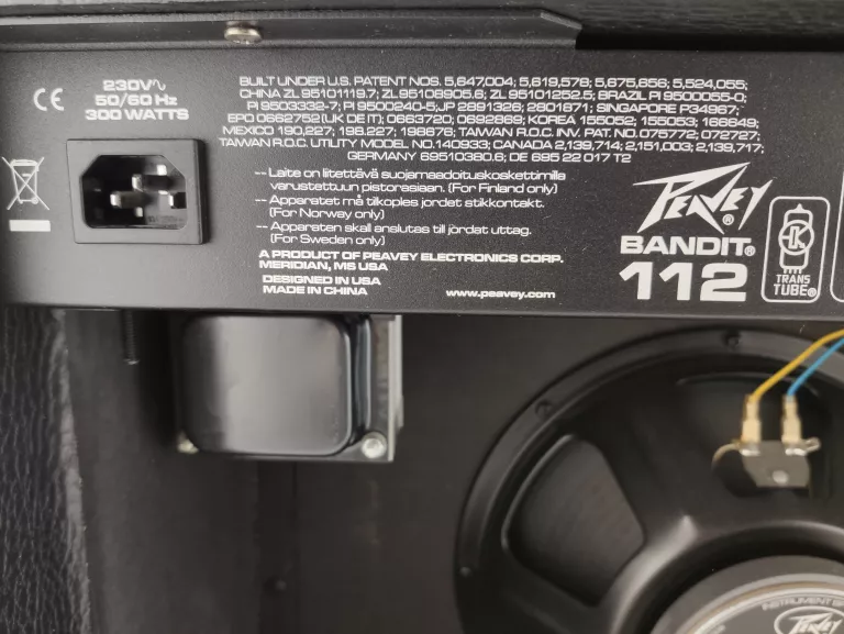 WZMACNIACZ GITAROWY PEAVEY BANDIT 112 100 W