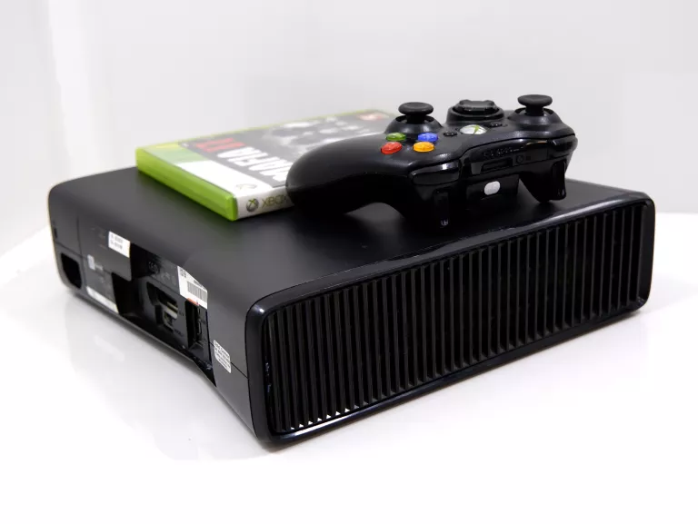XBOX 360 SLIM 250 GB + PAD + MAFIA 2