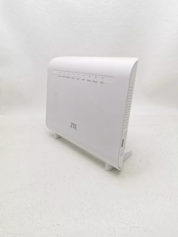 router-zte-zxhn-h298q-liczba-portow-lan-rj-45-4