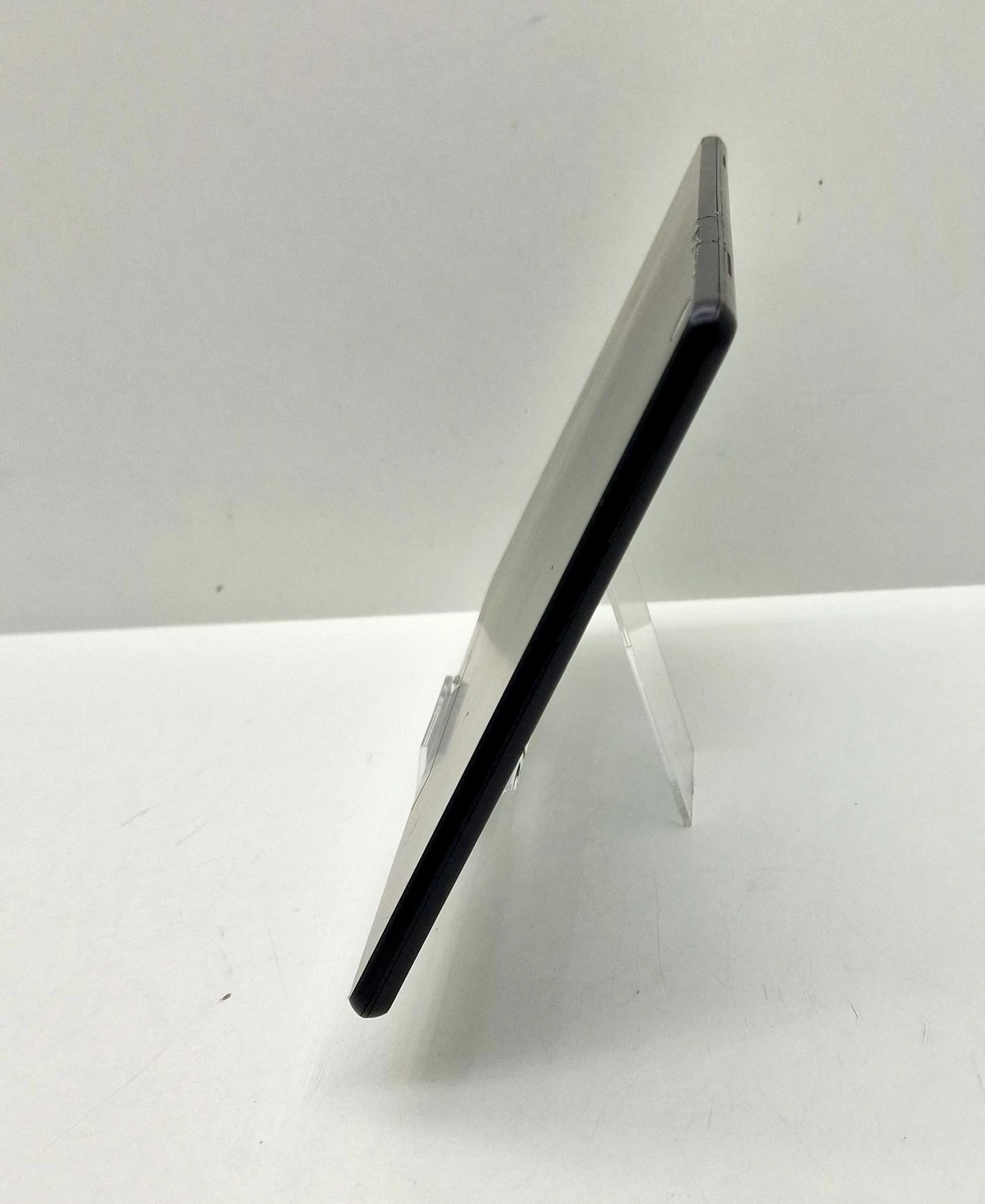 tablet-lenovo-ideapad-mix-300-10iby-opis-marka-lenovo