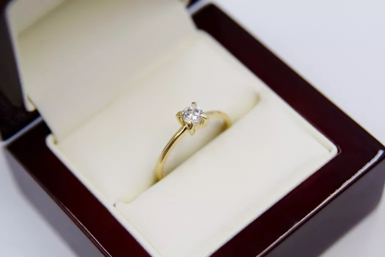 zloty-pierscionek-z-cyrkonia-585179gr17-rodzaj-2205-16