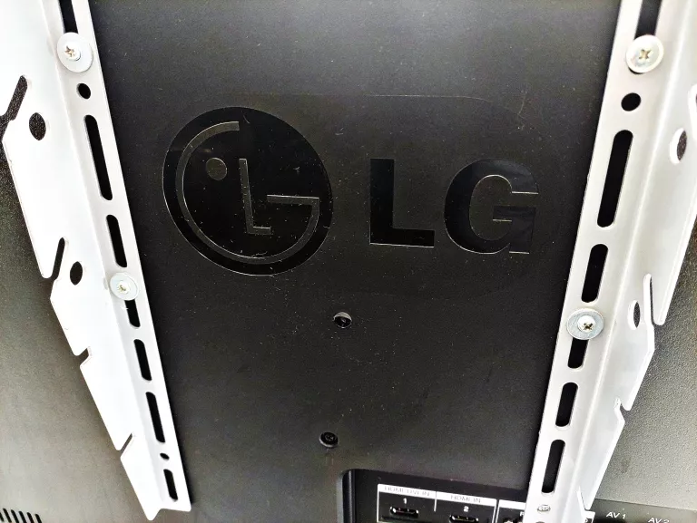 telewizor-lg-32lc52-niedrogi-tv-32-cale-okazja-format-hd-hd-ready