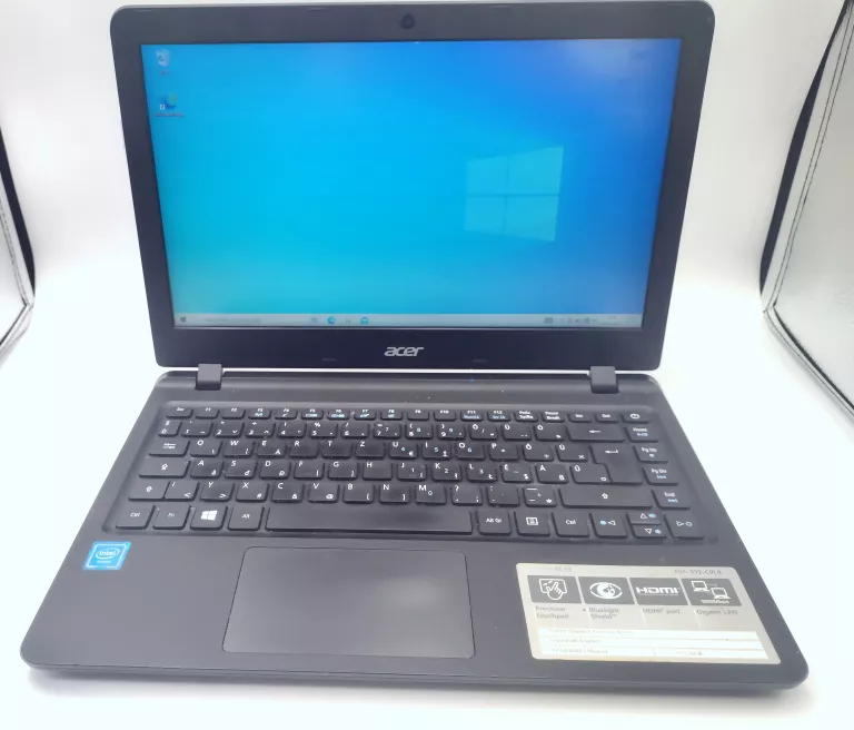 LAPTOP ACER ASPIRE ES 13 4GB/32GB