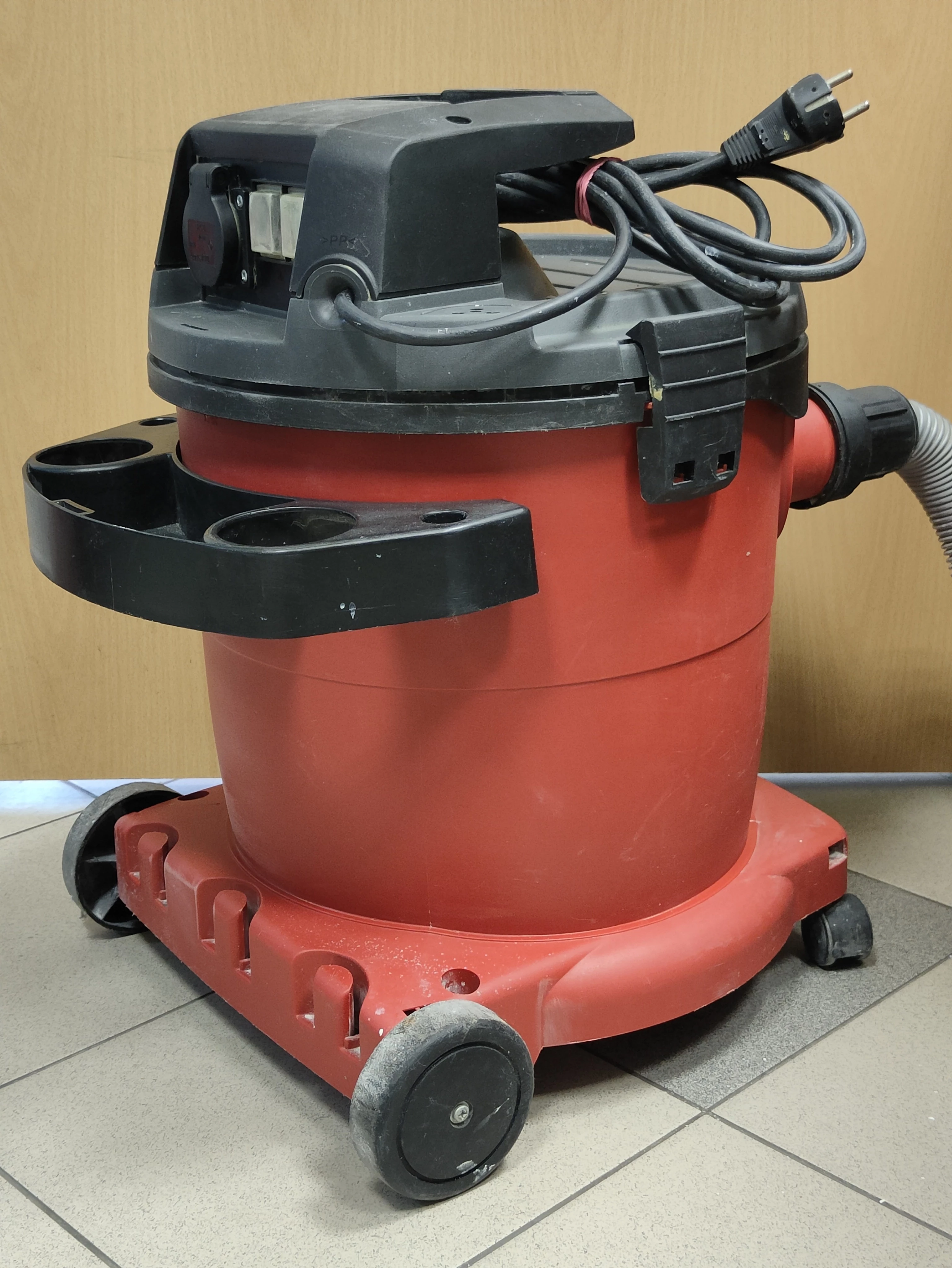 odkurzacz-przemyslowy-kress-1200-rs-32-ea-seria-best-ow1s15l