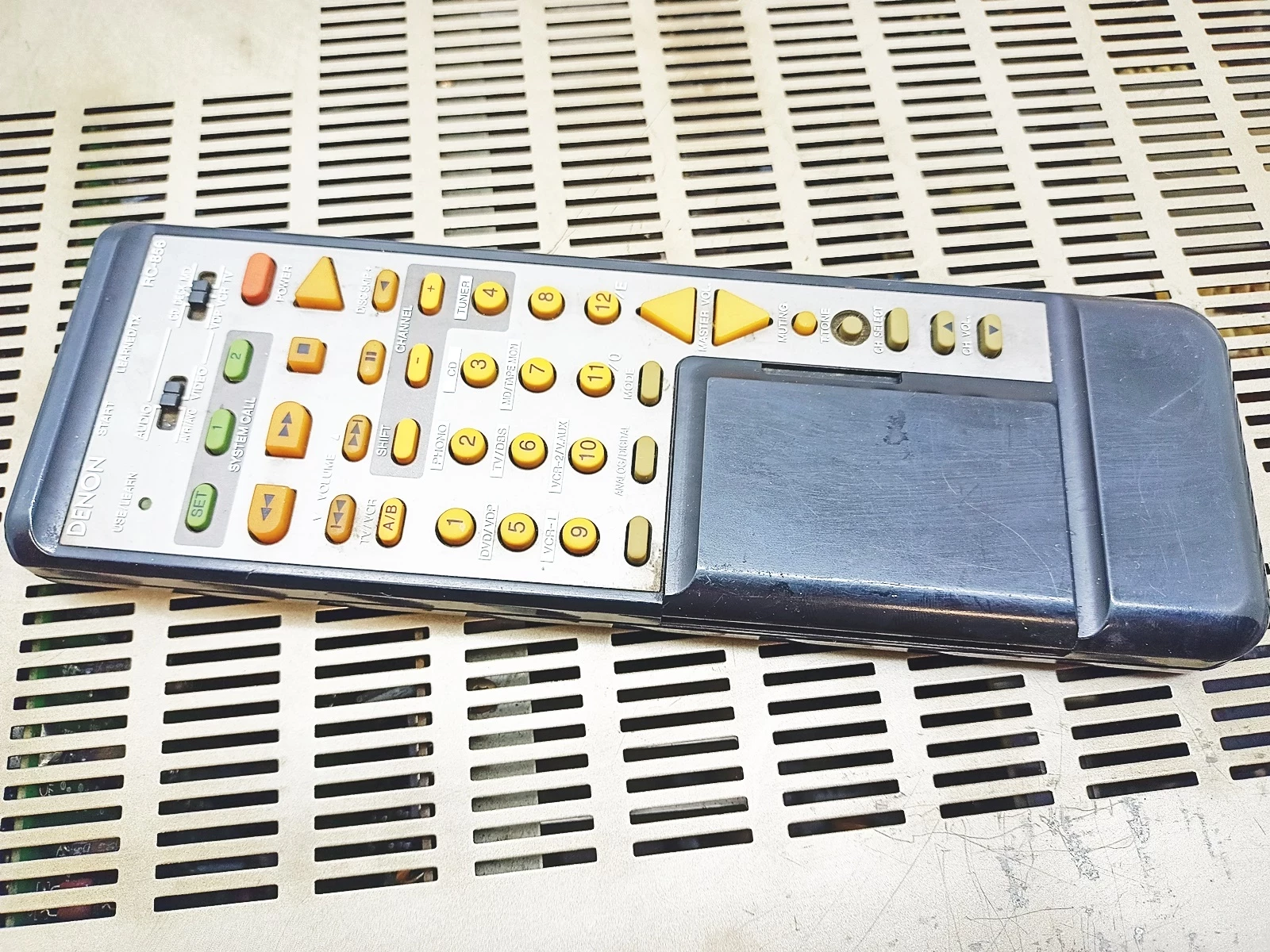 amplituner-denon-avr-1700-uszkodzony-nadbystrzycka-20-sj-lublin