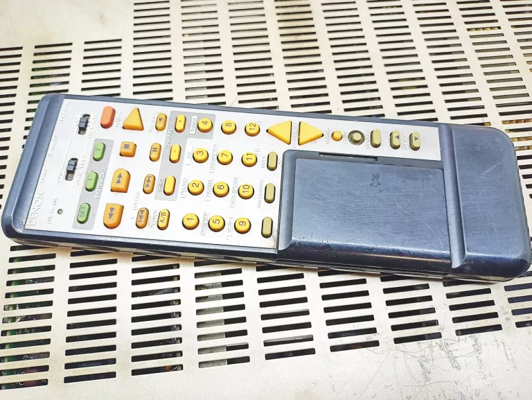 amplituner-denon-avr-1700-uszkodzony-nadbystrzycka-20-sj-lublin