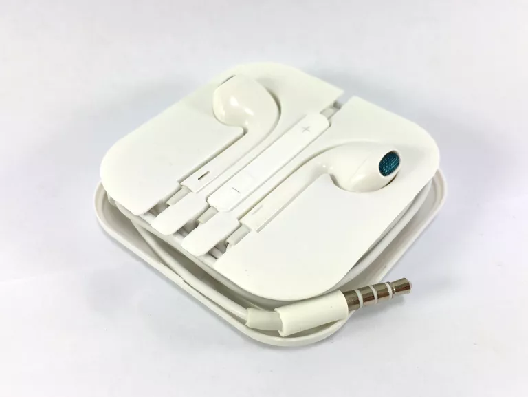 27sluchawki-przewodowe-z-pudelkiem-minijack35mm-stan-11323-2