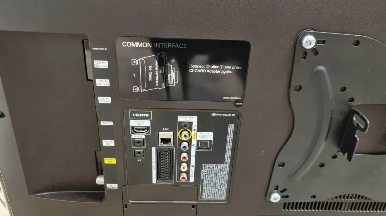 telewizor-samsung-ue40f6320aw-przekatna-ekranu-cale-40