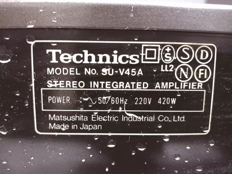 WZMACNIACZ TECHNICS SU V45A