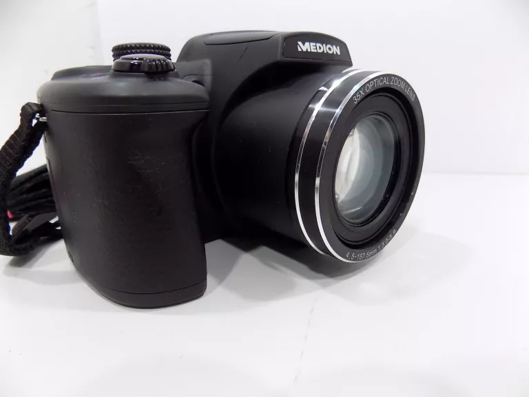 EKSTRA APARAT MEDION MD86929 20 MPIX ZESTAW