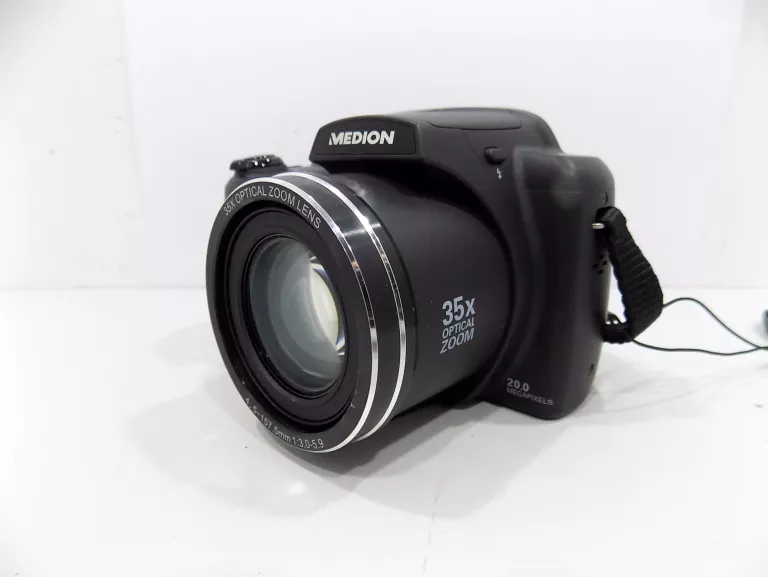 EKSTRA APARAT MEDION MD86929 20 MPIX ZESTAW