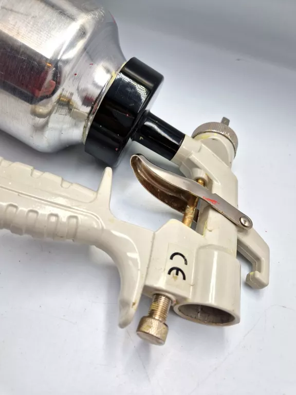 AGREGAT DO MALOWANIA DEDRA HVLP 700W
