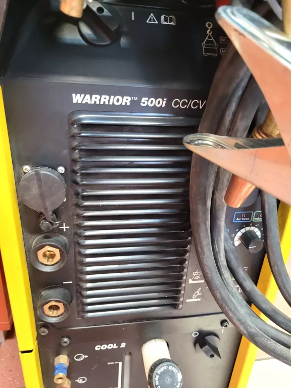 SPAWARKA PÓŁAUTOMAT ESAB WARRIOR 500I