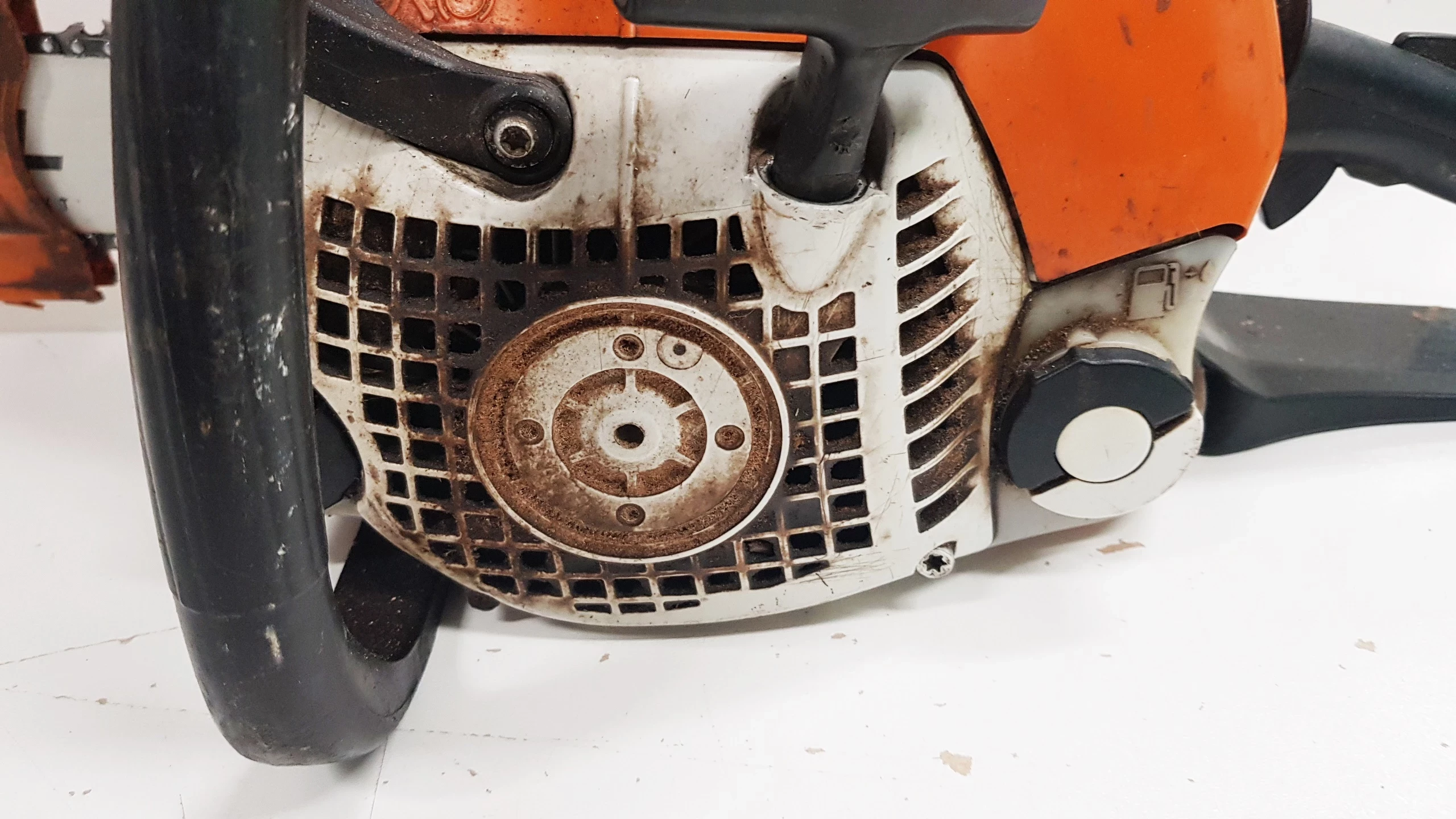 pila-spalinowa-stihl-ms181c-ean-gtin-795711861902