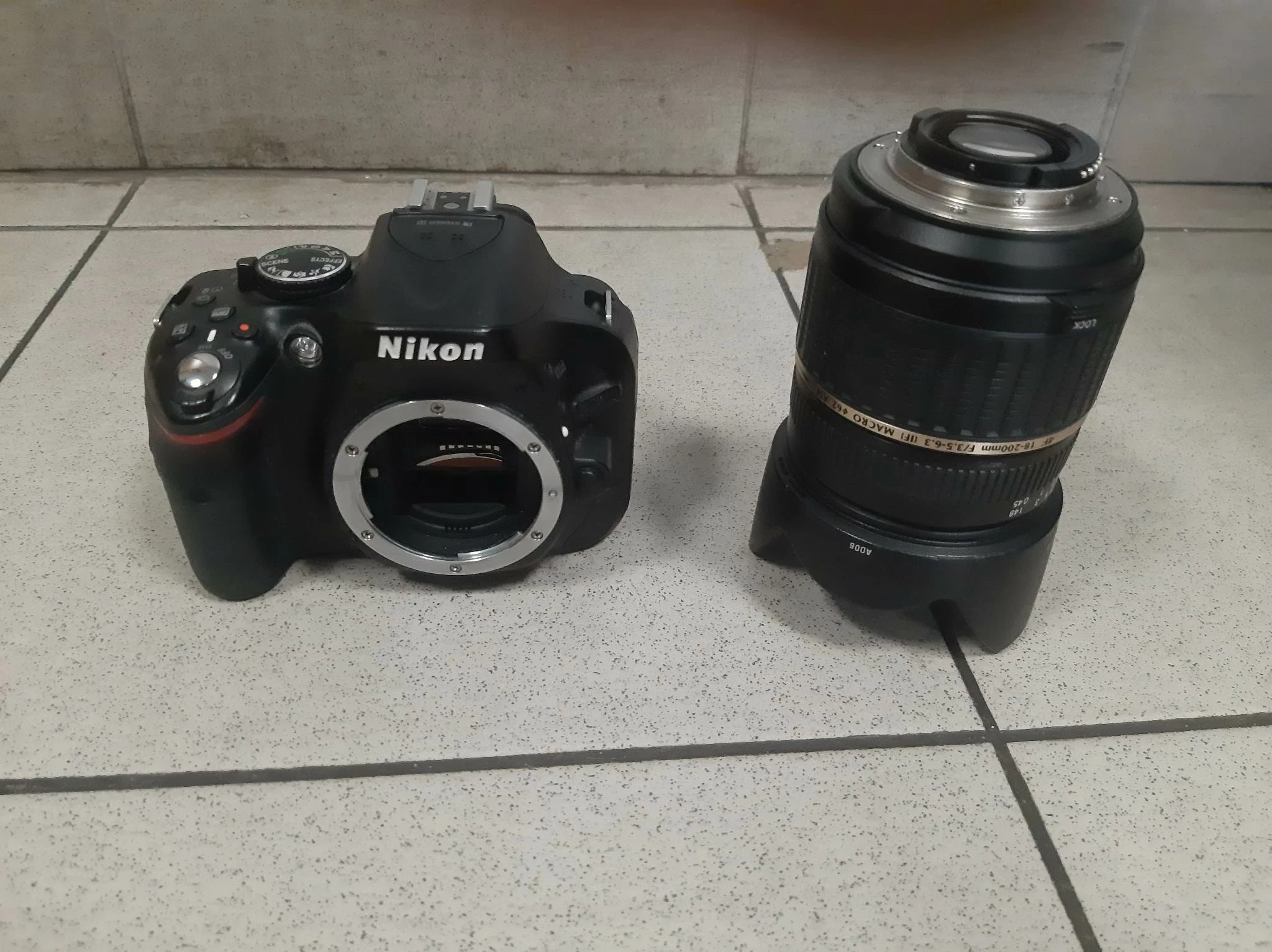 aparat-nikon-d5200-obiektyw-tamron-18-200lad-model-d5200