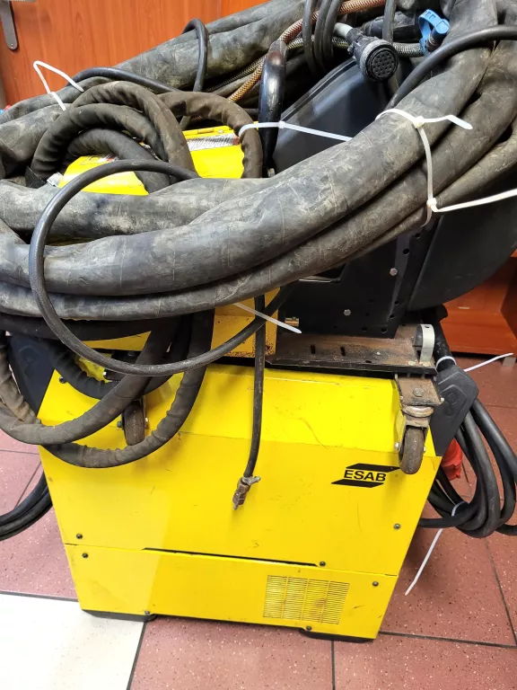 SPAWARKA PÓŁAUTOMAT ESAB WARRIOR 500I