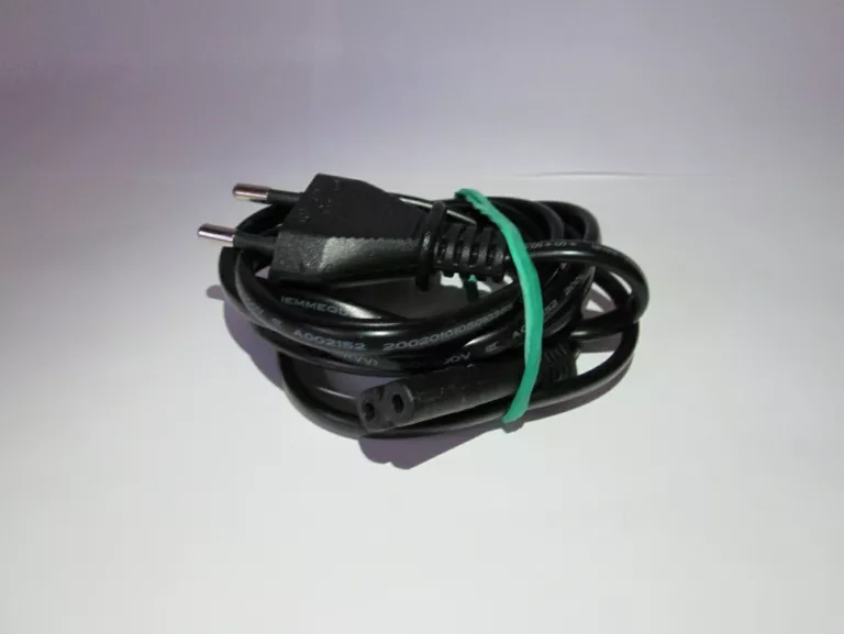 PROJEKTOR LCD PHILIPS NEOPIX ULTRA 2TV NPX643/INT