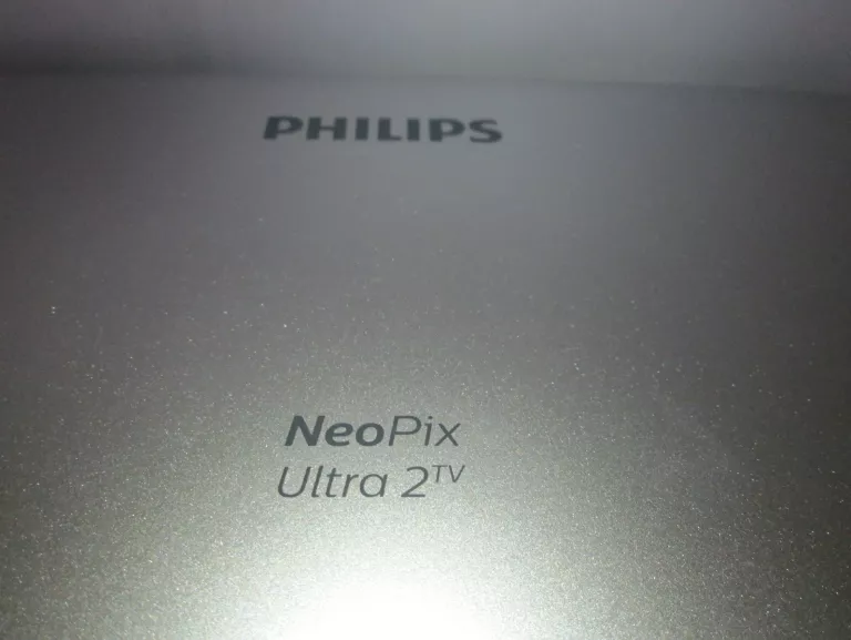 PROJEKTOR LCD PHILIPS NEOPIX ULTRA 2TV NPX643/INT