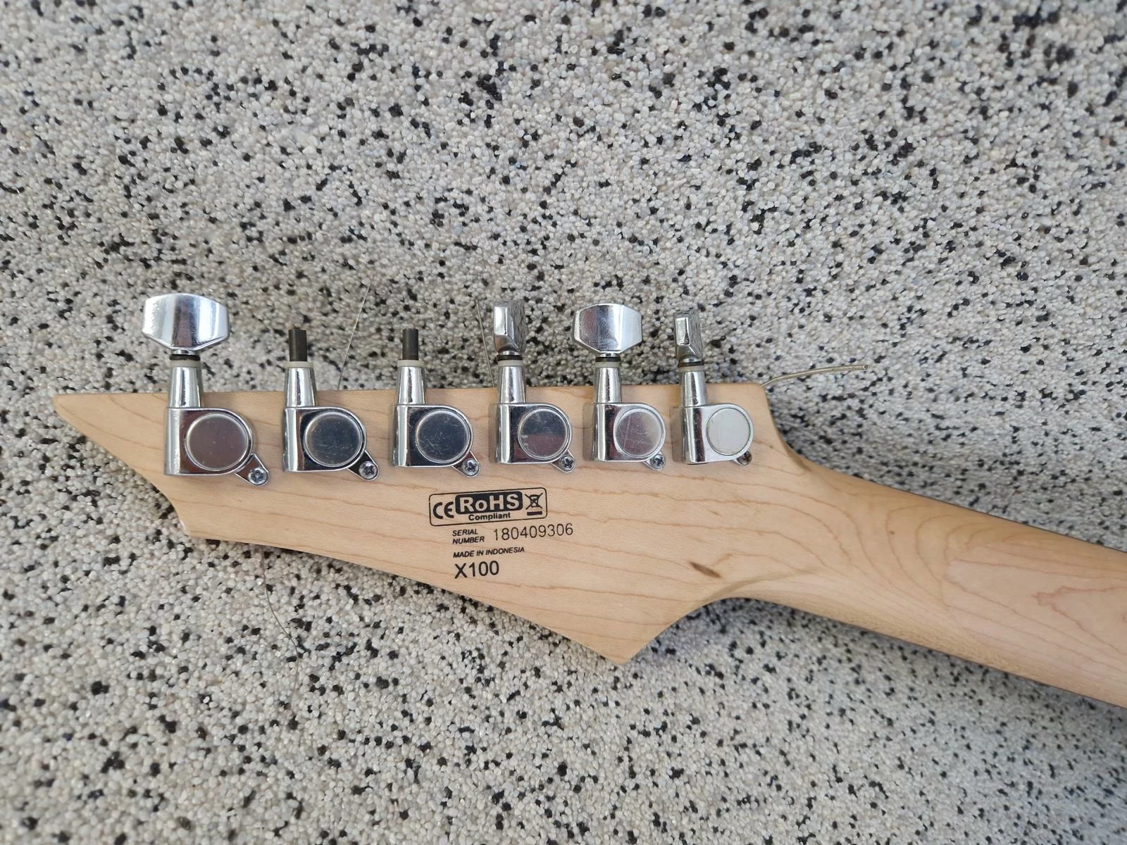 gitara-elektryczna-cort-x100-liczba-strun-6-strun