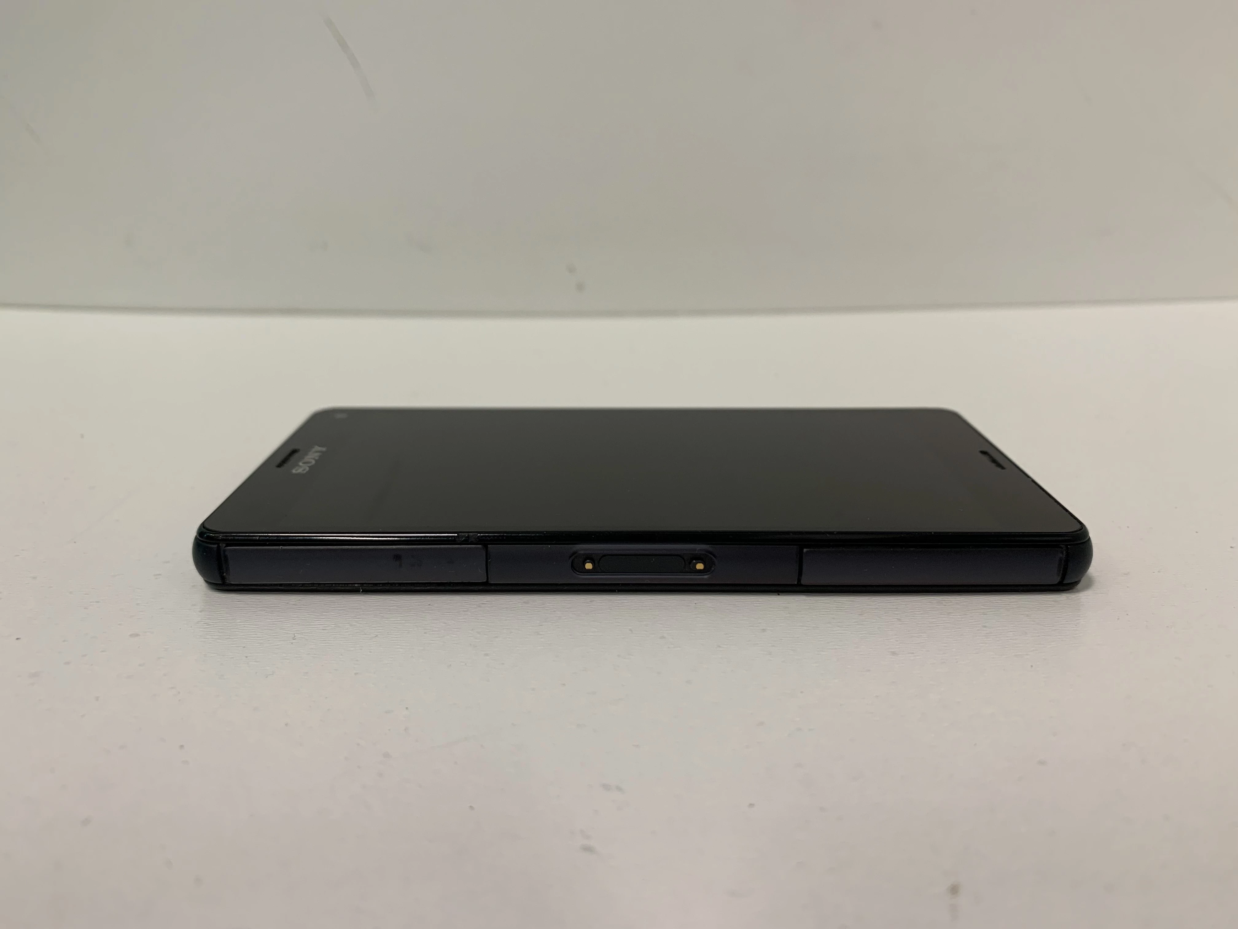 telefon-sony-xperia-z3-compact-d5803-pamiec-ram-2-gb