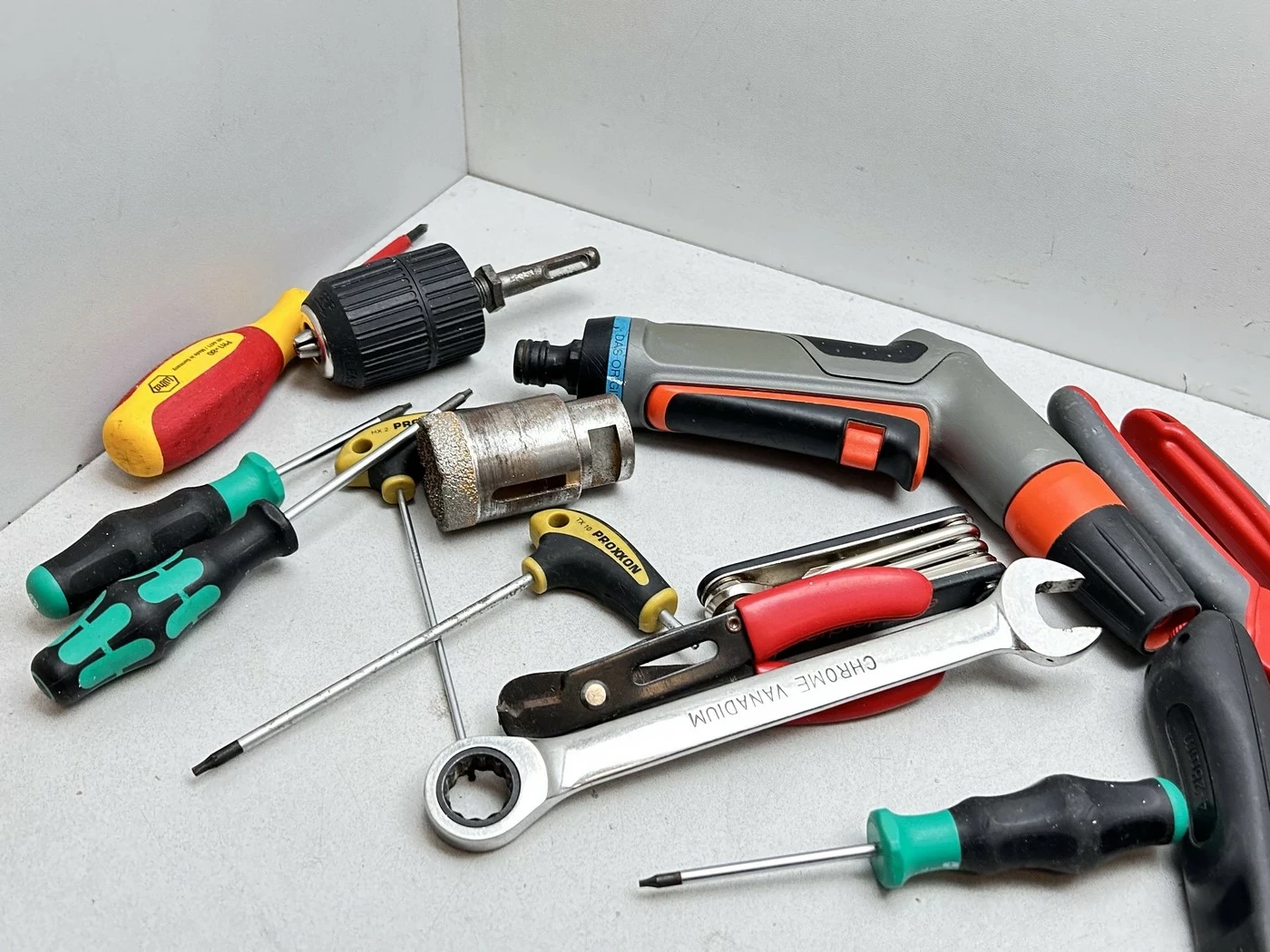 zestaw-narzedzi-3-maja-36-lokal-b-zabrze-sj