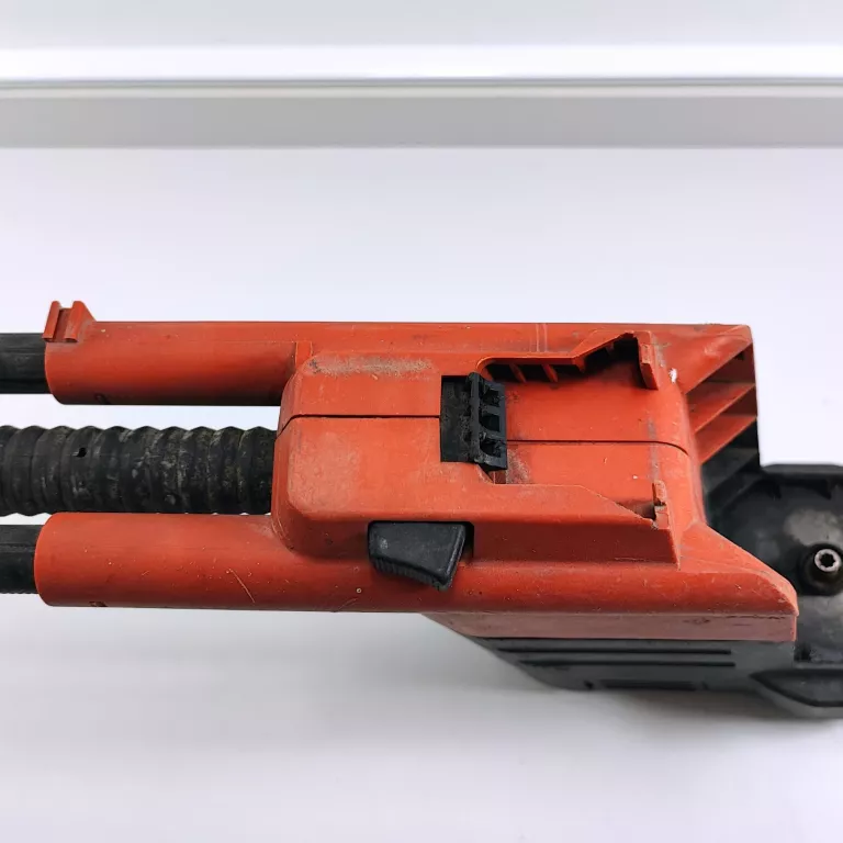 HILTI TE 5 - DRS SYSTEM CZYSZCZĄCY ODSYSACZ