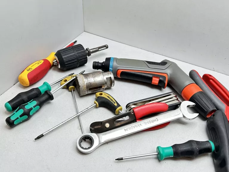 zestaw-narzedzi-3-maja-36-lokal-b-zabrze-sj