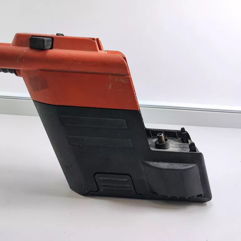 HILTI TE 5 - DRS SYSTEM CZYSZCZĄCY ODSYSACZ